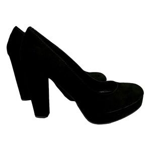 Pre-Loved Candies Suede Platform Heel